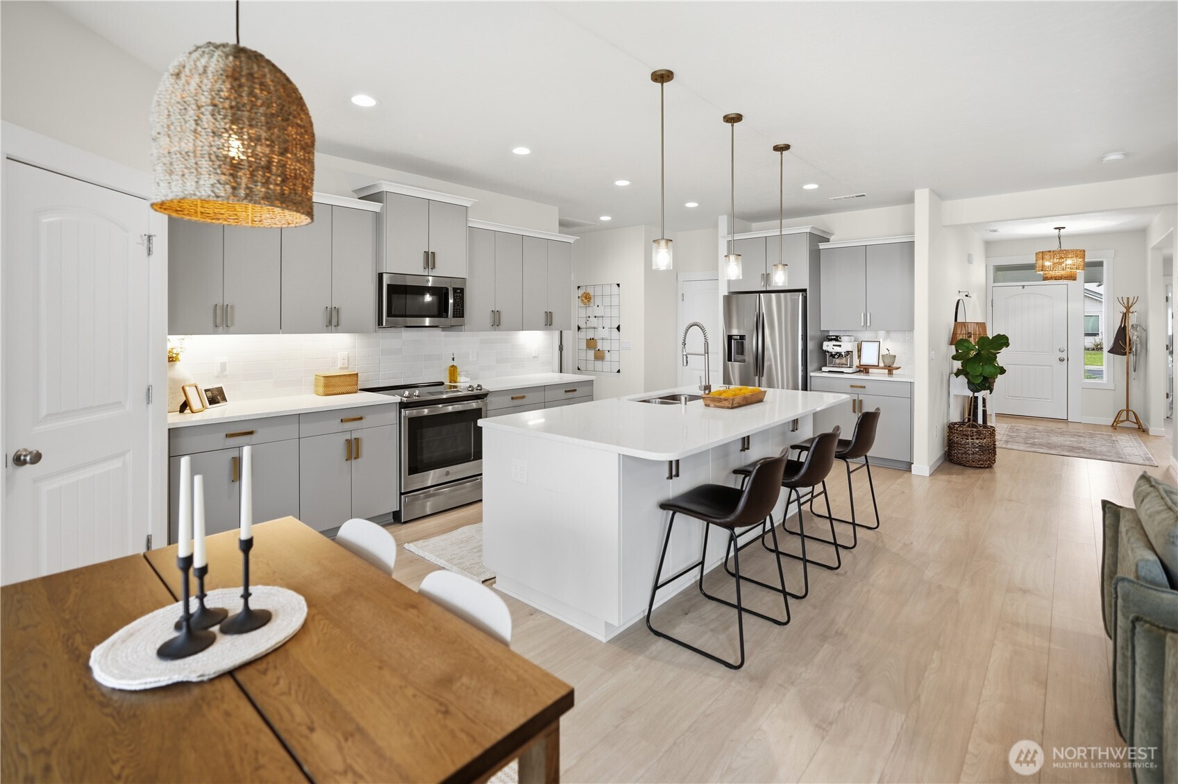 1154 7th Avenue NE, Ephrata, WA 98823