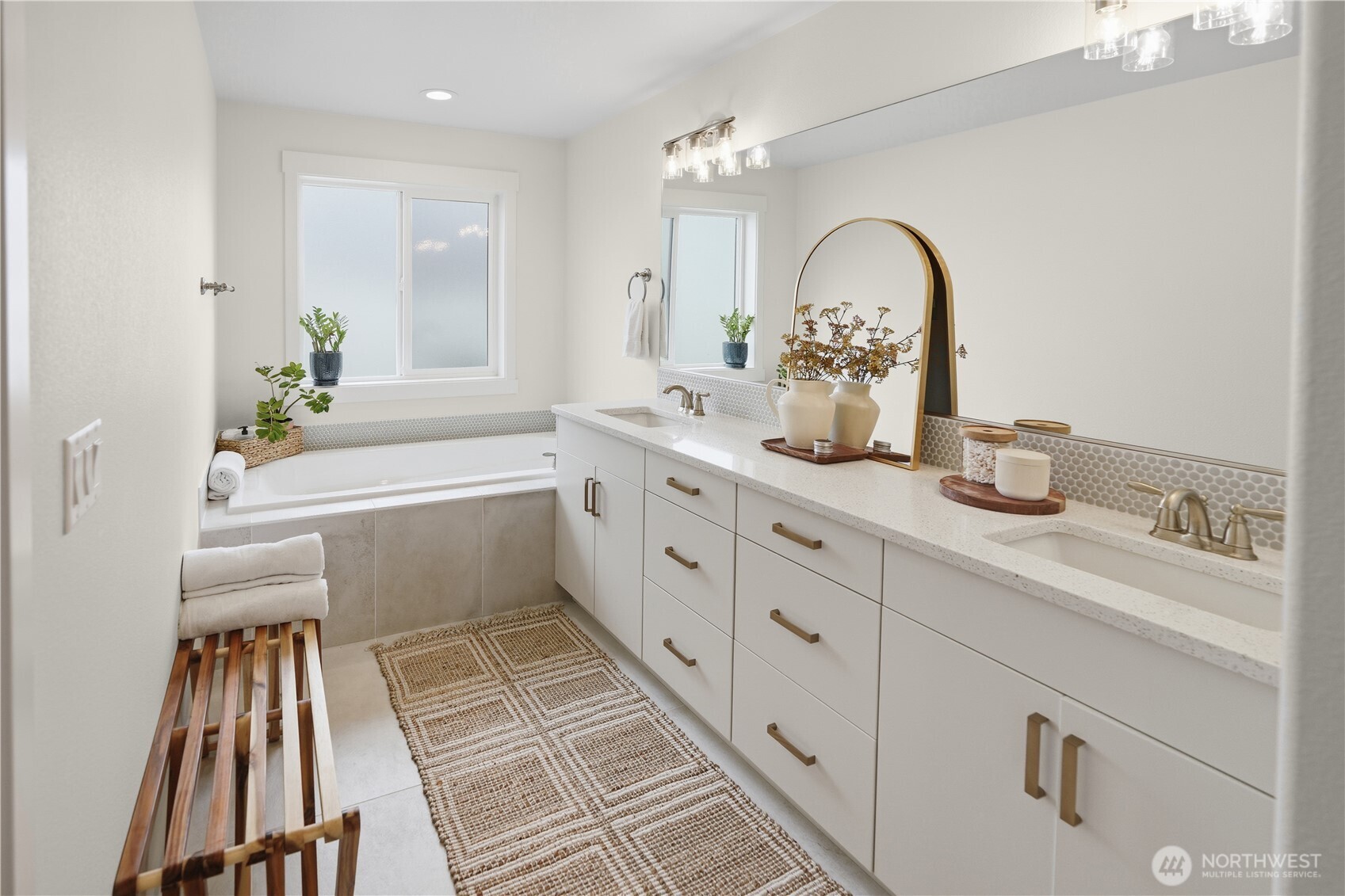 1154 7th Avenue NE, Ephrata, WA 98823