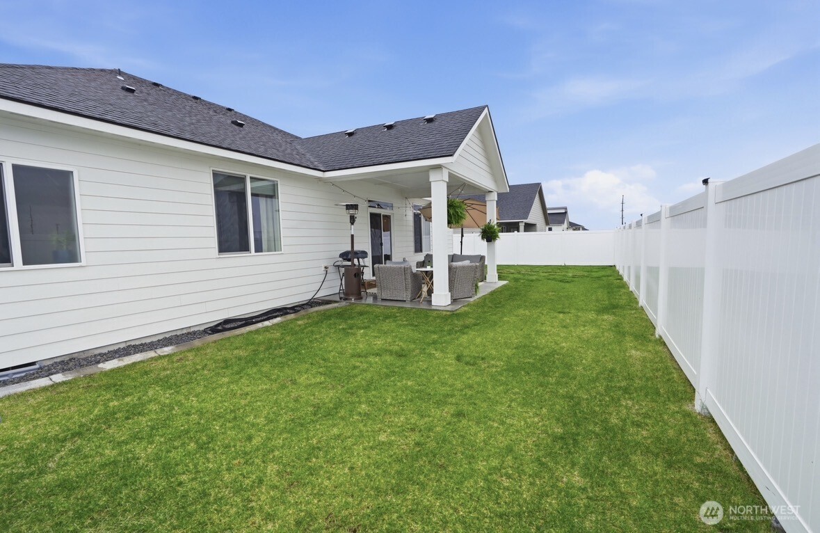 1154 7th Avenue NE, Ephrata, WA 98823