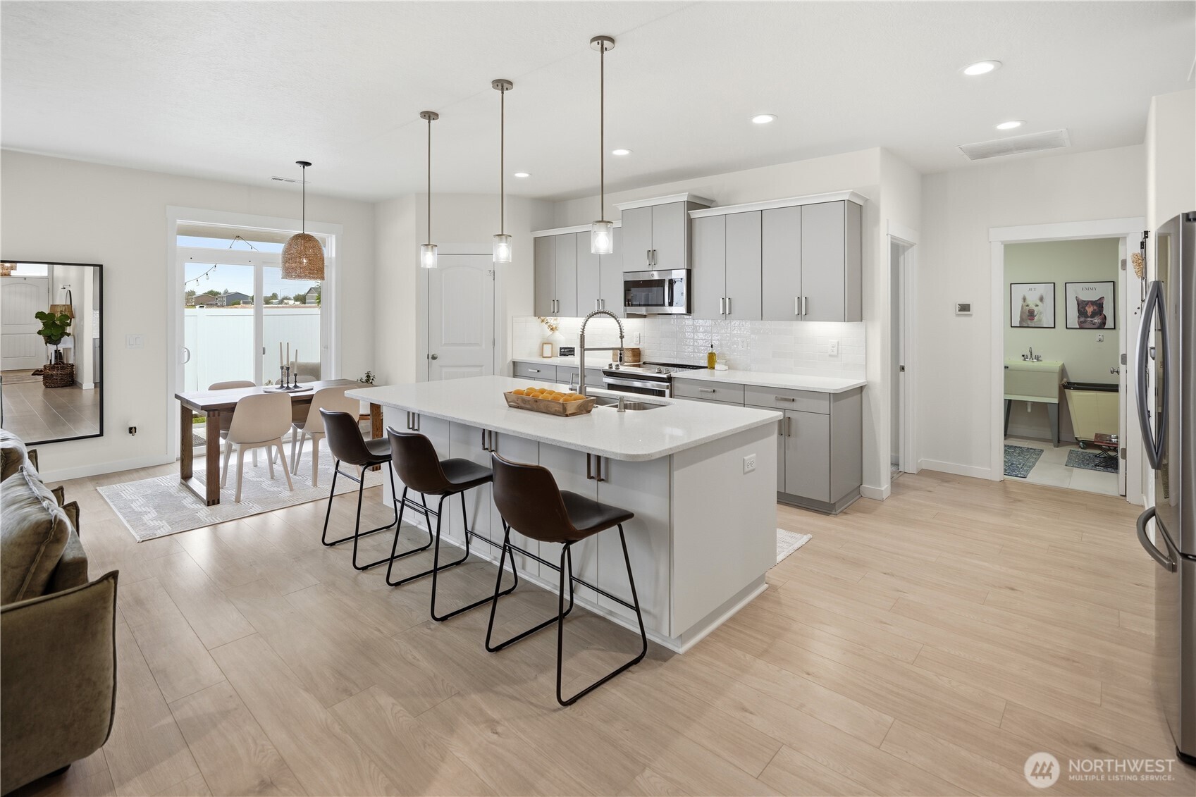 1154 7th Avenue NE, Ephrata, WA 98823
