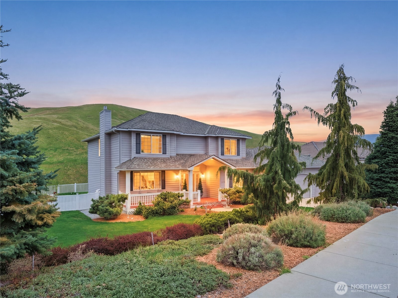 2070 Maiden Lane , Wenatchee, WA 98801