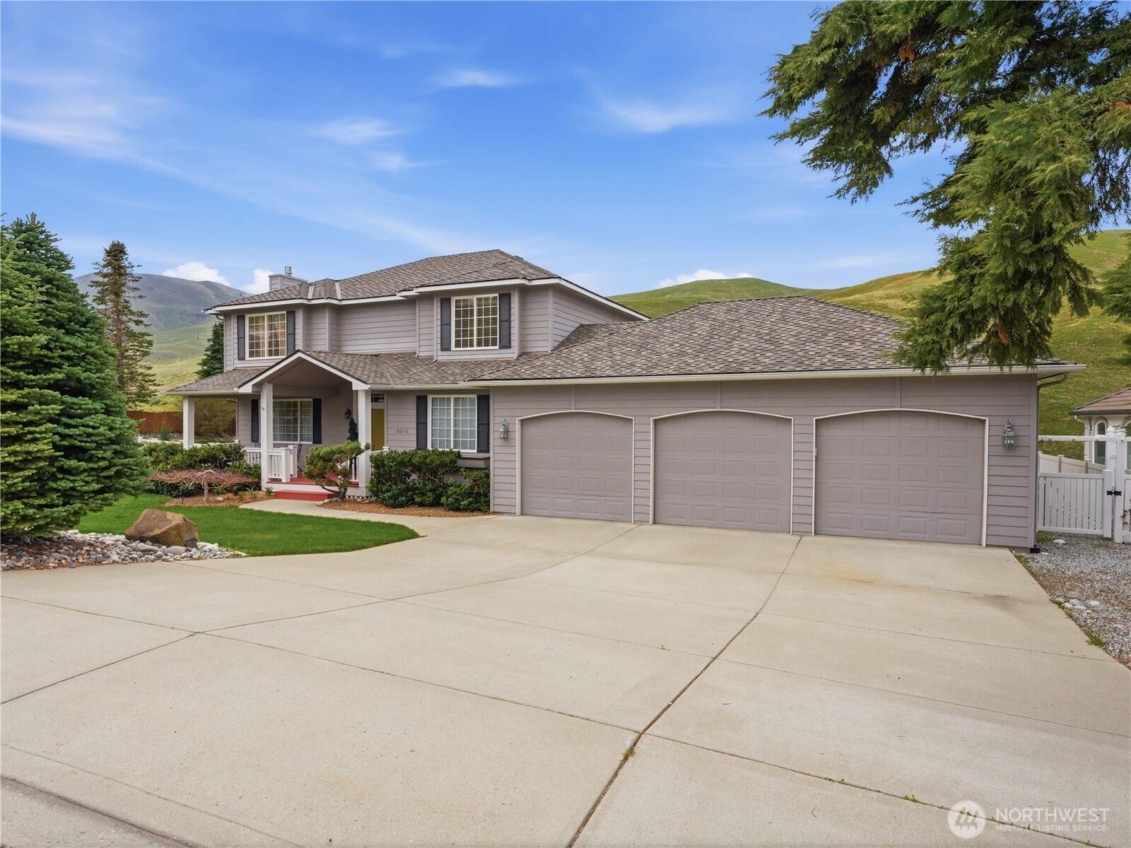 2070 Maiden Lane , Wenatchee, WA 98801