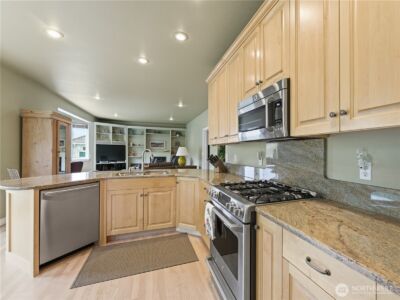 2070 Maiden Lane , Wenatchee, WA 98801 - Photo 19