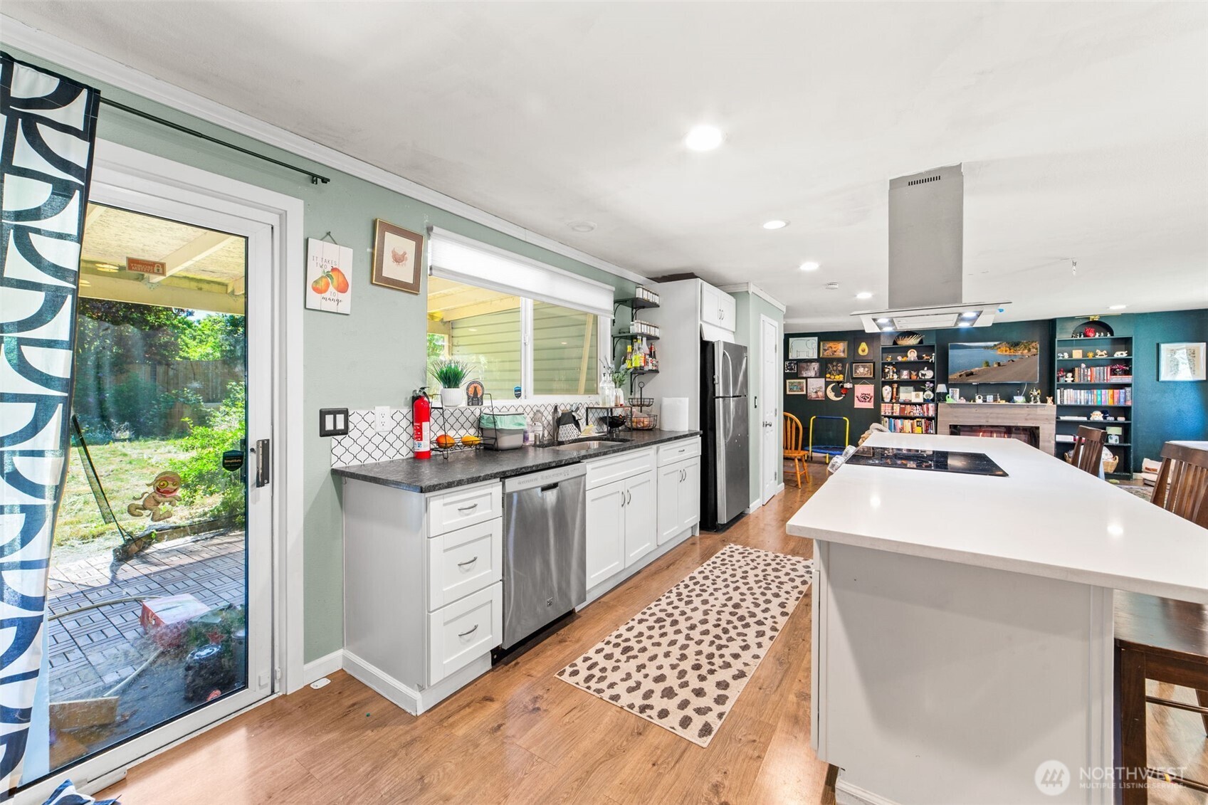 413 SW 305th Street , Federal Way, WA 98023