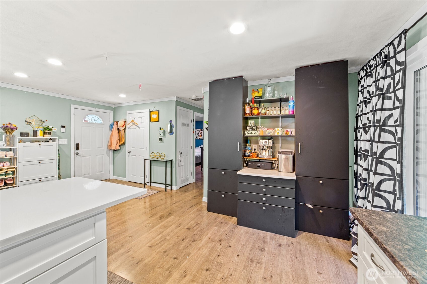 413 SW 305th Street , Federal Way, WA 98023