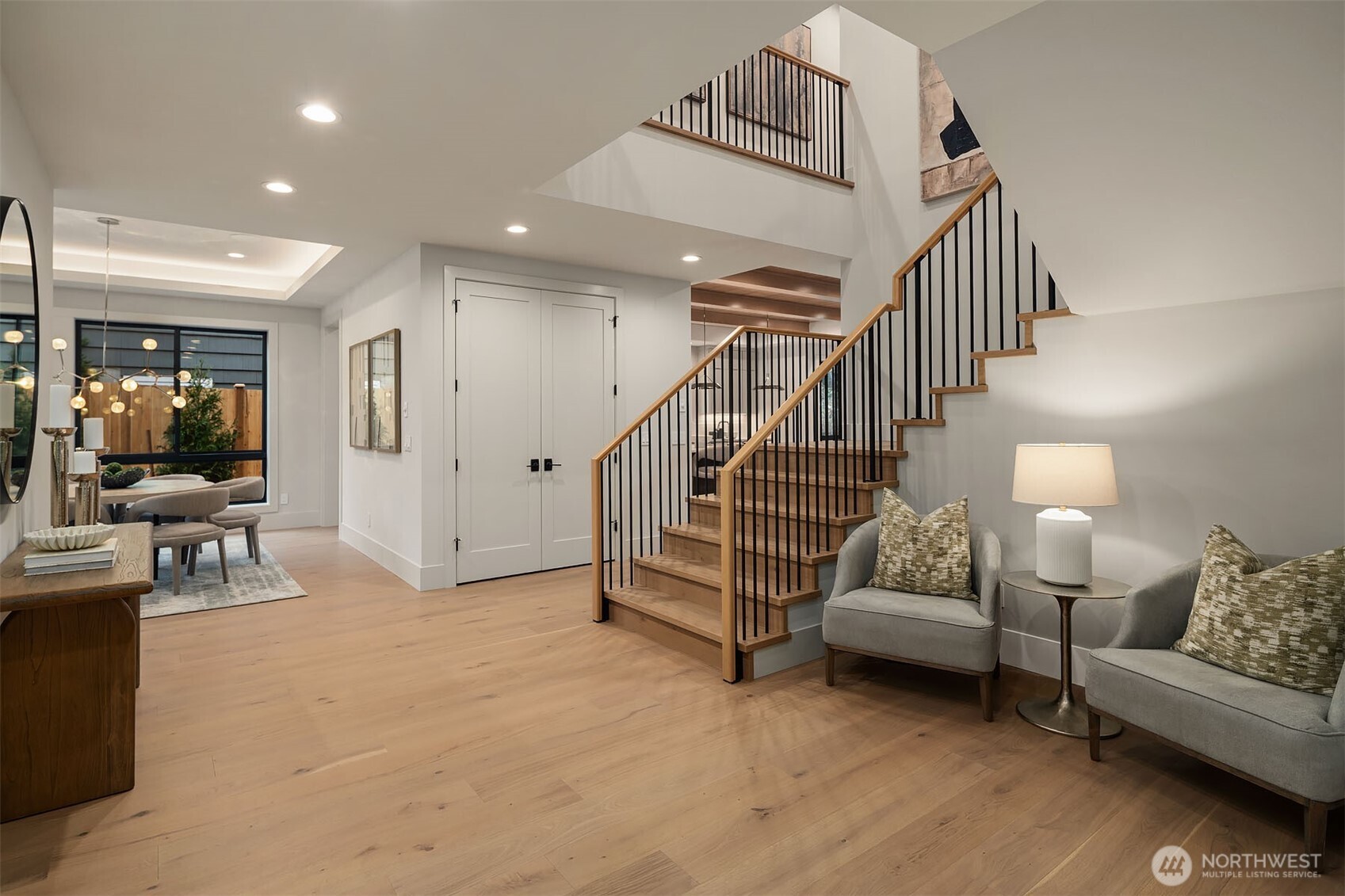 11005 NE 15th Street , Bellevue, WA 98004