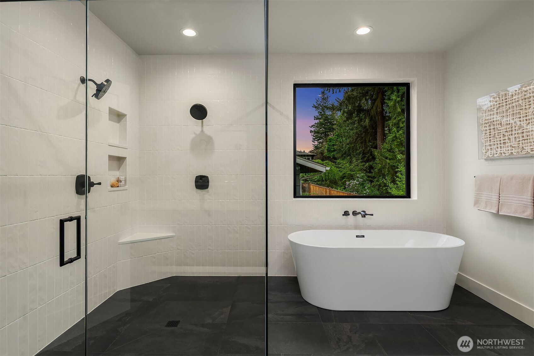 11005 NE 15th Street , Bellevue, WA 98004