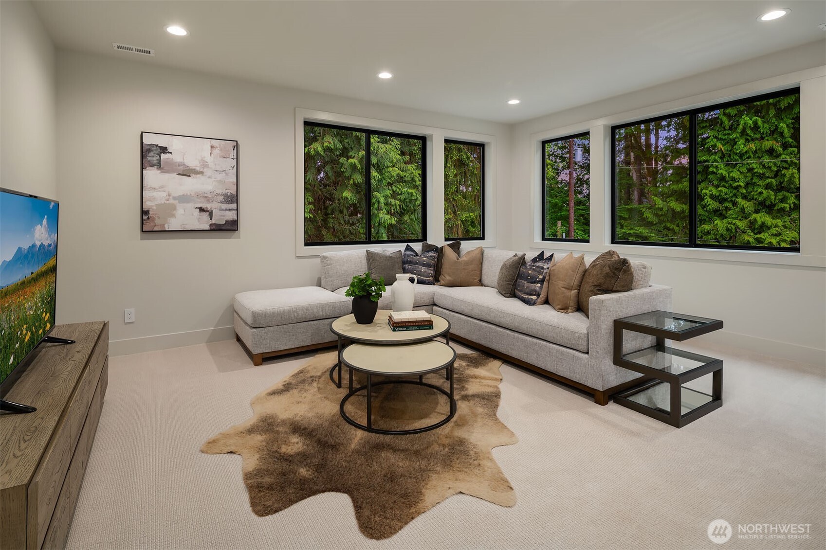11005 NE 15th Street , Bellevue, WA 98004