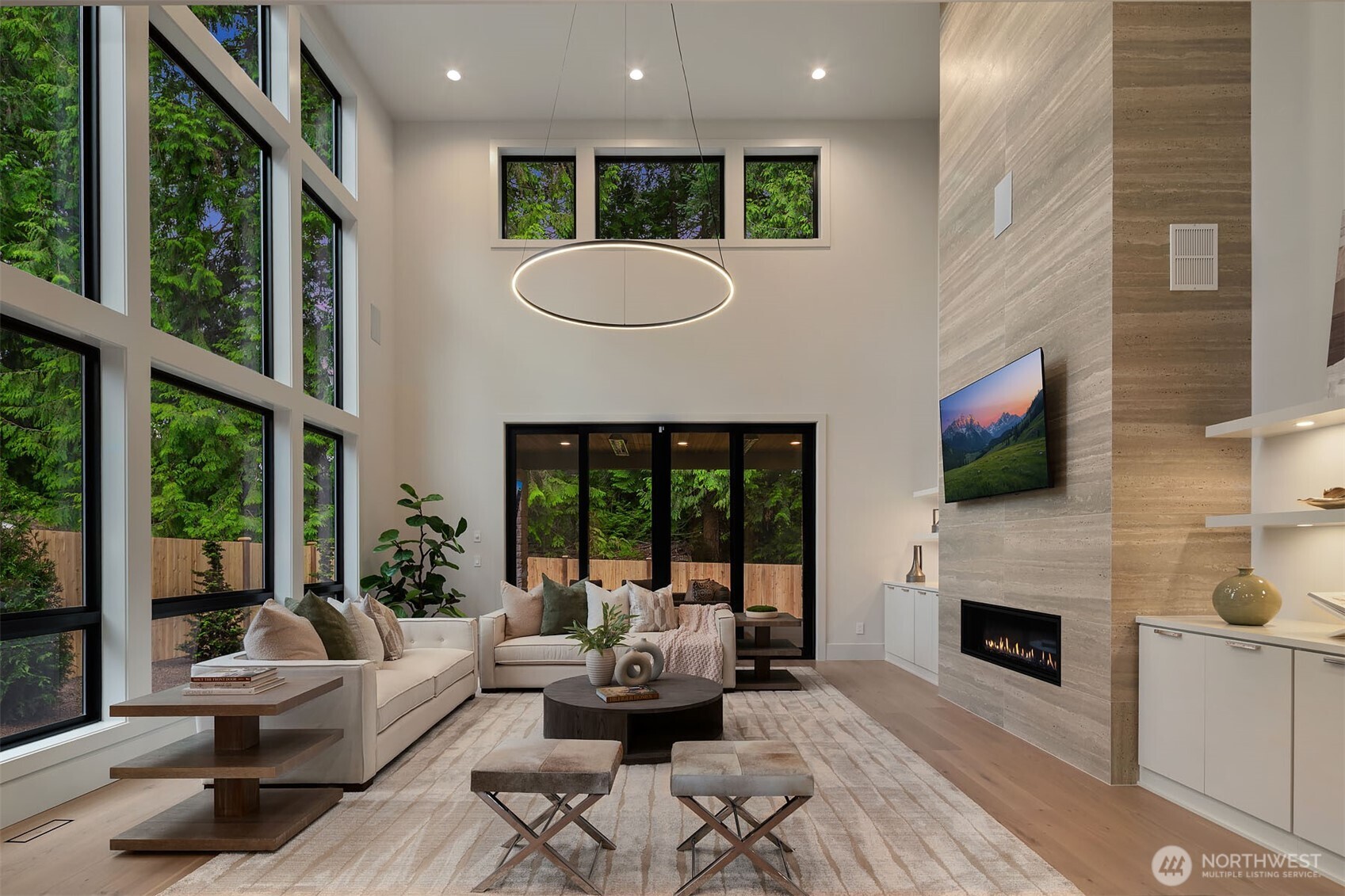 11005 NE 15th Street , Bellevue, WA 98004