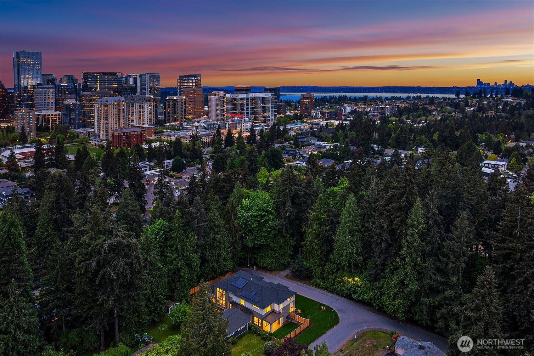 11005 NE 15th Street , Bellevue, WA 98004