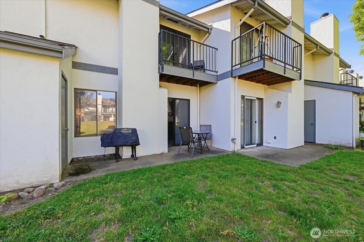 4807 76th St NE #Apt 8, Marysville, WA 98270
