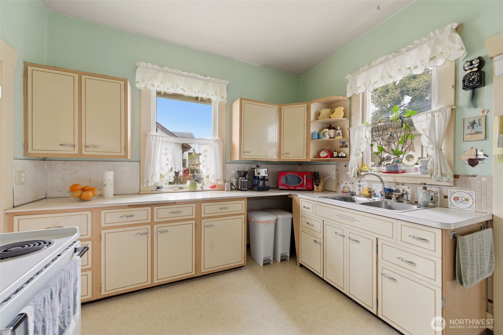4837 S Sheridan Avenue , Tacoma, WA 98408