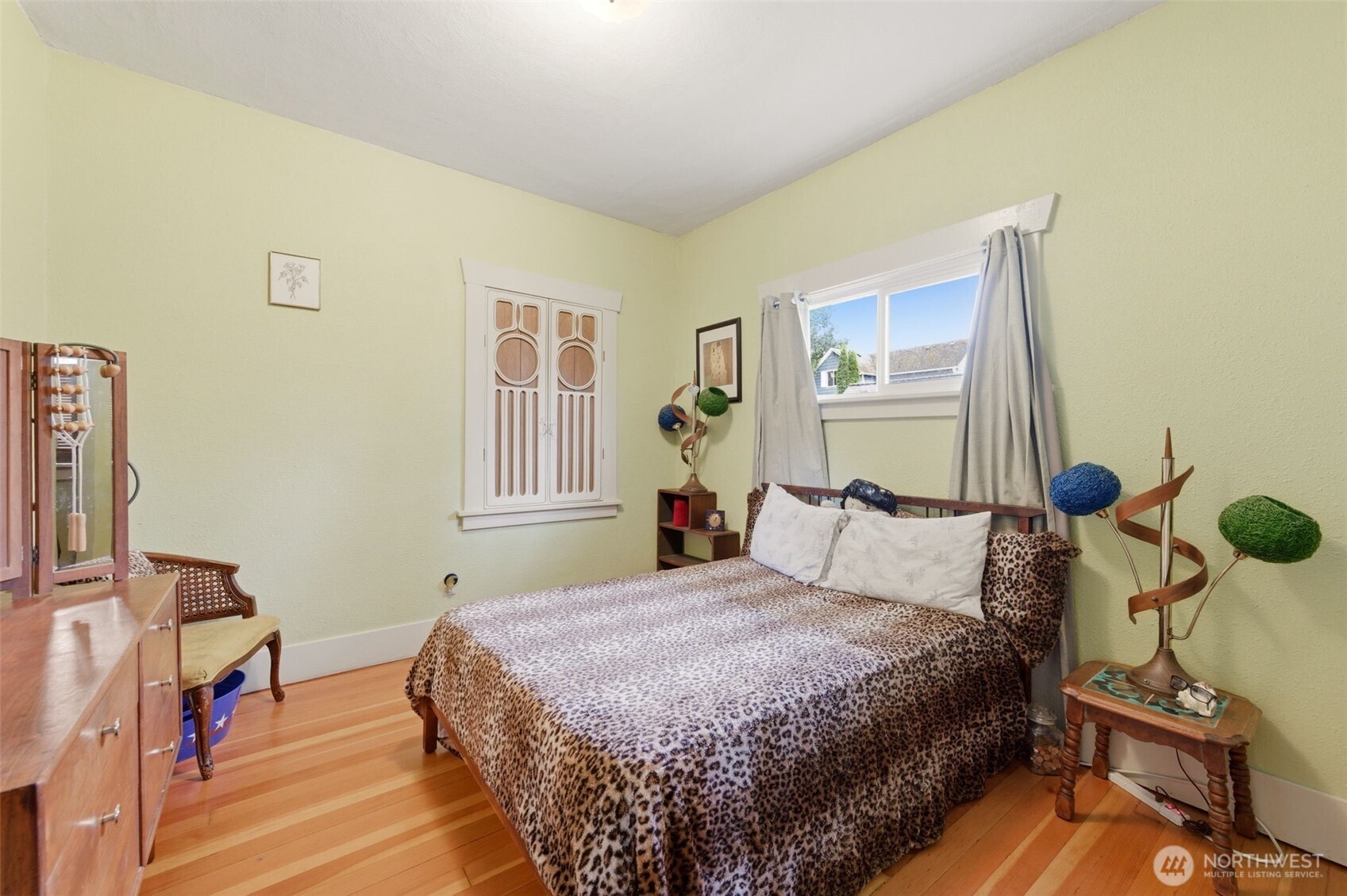 4837 S Sheridan Avenue , Tacoma, WA 98408