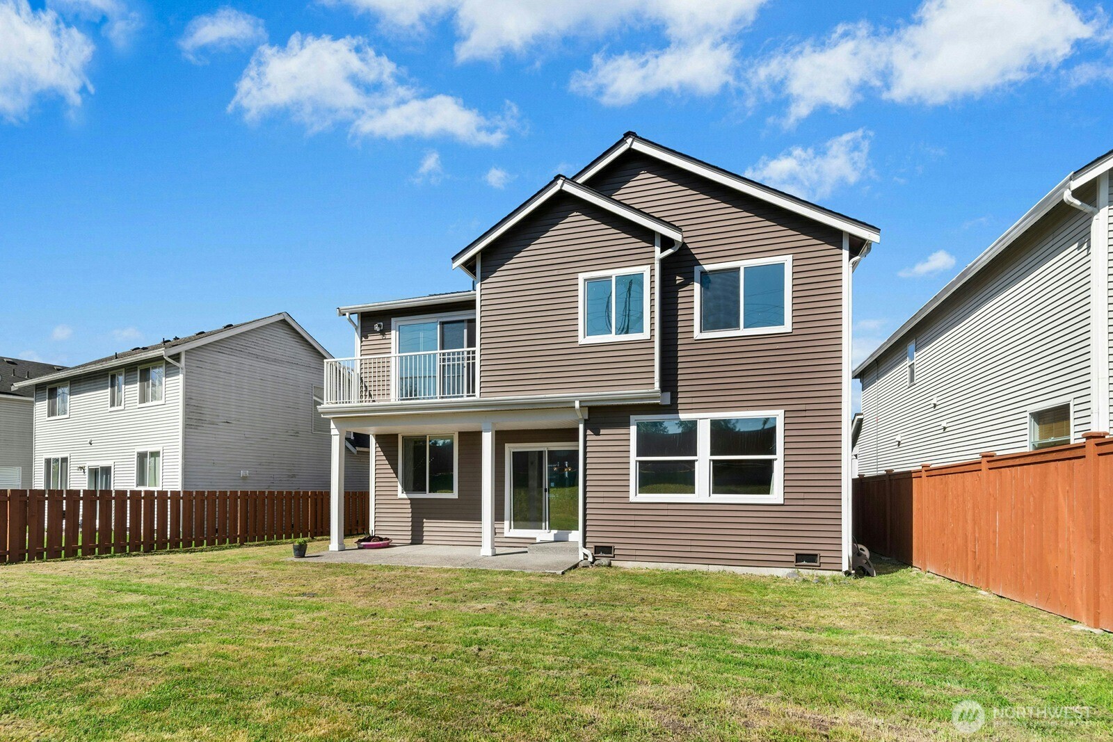 2407 88th Drive NE, Lake Stevens, WA 98258-6429