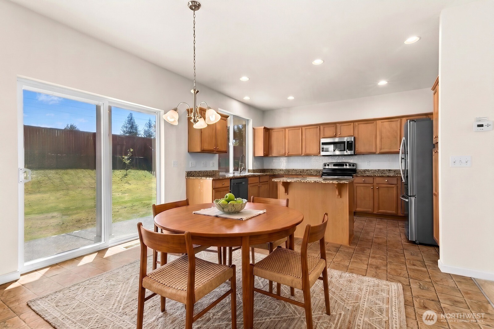 2407 88th Drive NE, Lake Stevens, WA 98258-6429