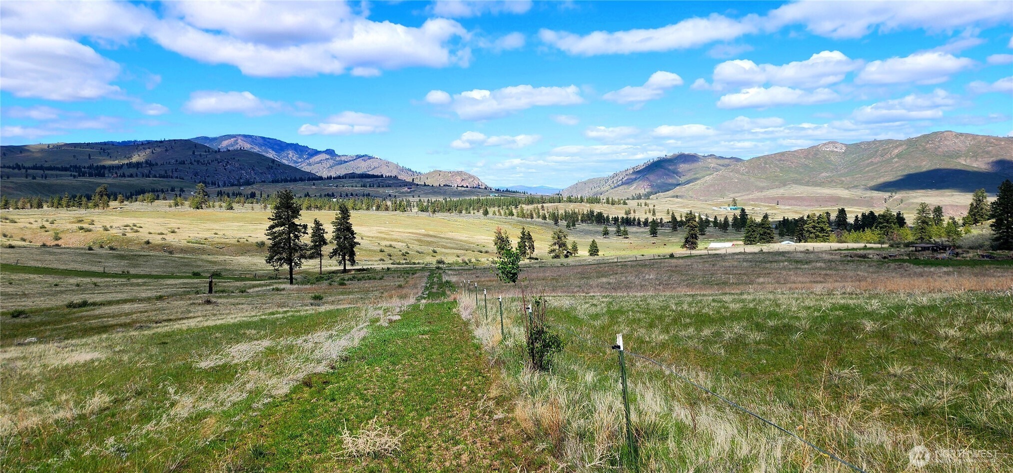 1 Washington Creek Road , Chelan, WA 98816