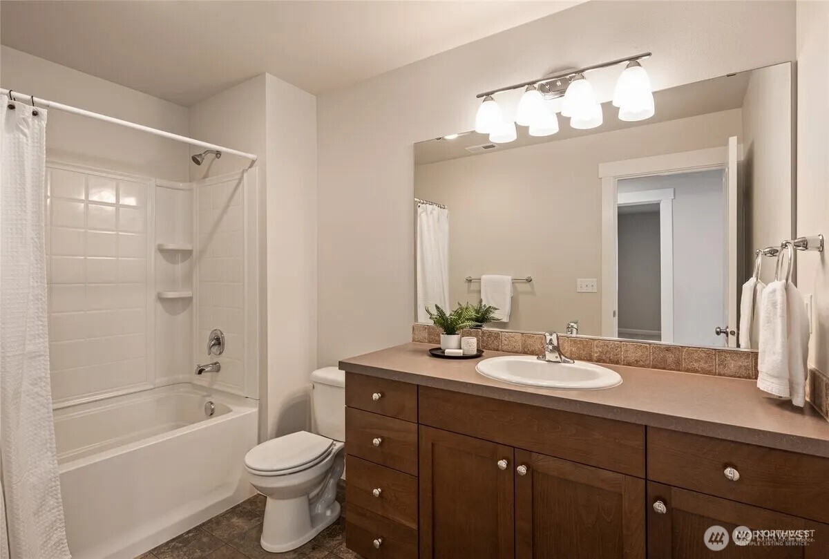 9799 15th St SE , Lake Stevens, WA 98258
