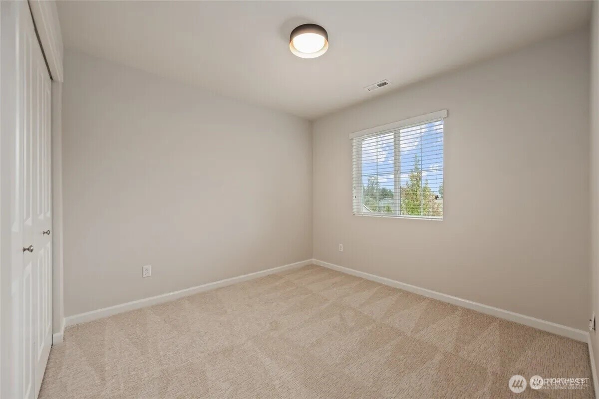 9799 15th St SE , Lake Stevens, WA 98258