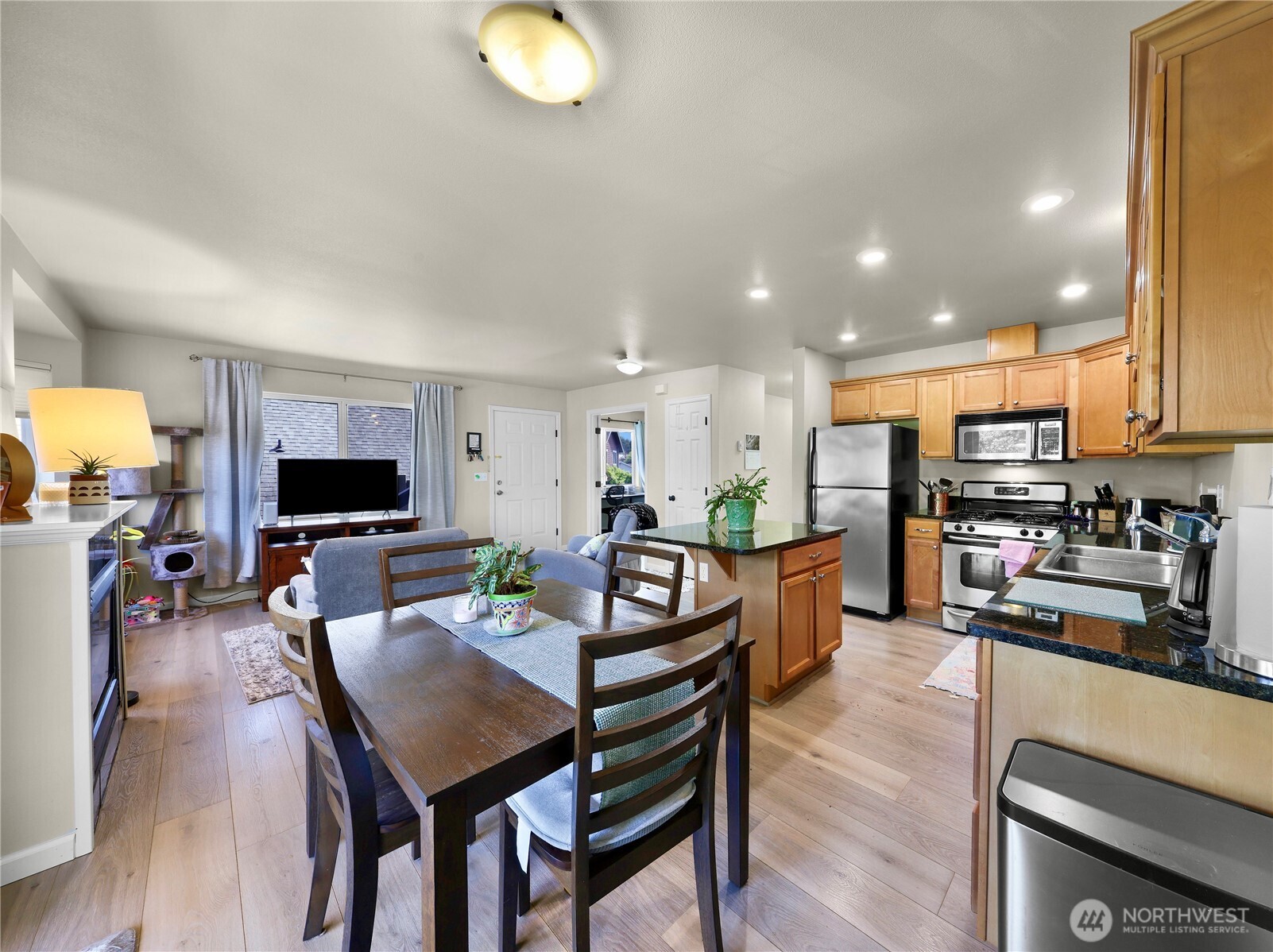 1389 Bayview Court #202, Blaine, WA 98230