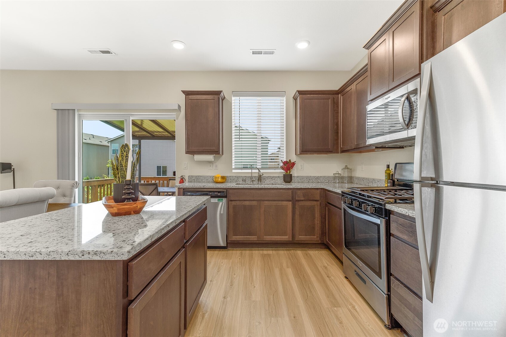 1228 W 16TH Avenue , La Center, WA 98629