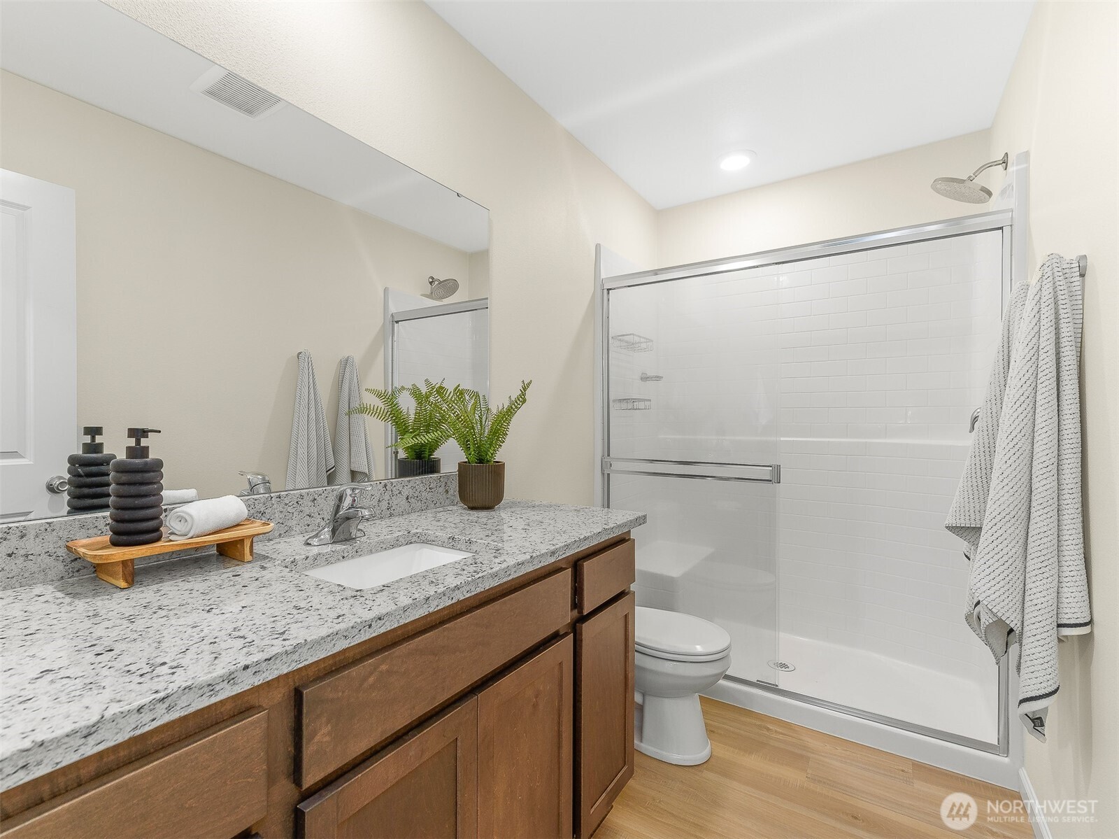 1228 W 16TH Avenue , La Center, WA 98629