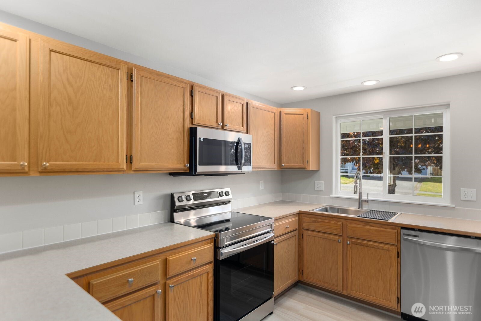 8127 Valley View Drive , Arlington, WA 98223