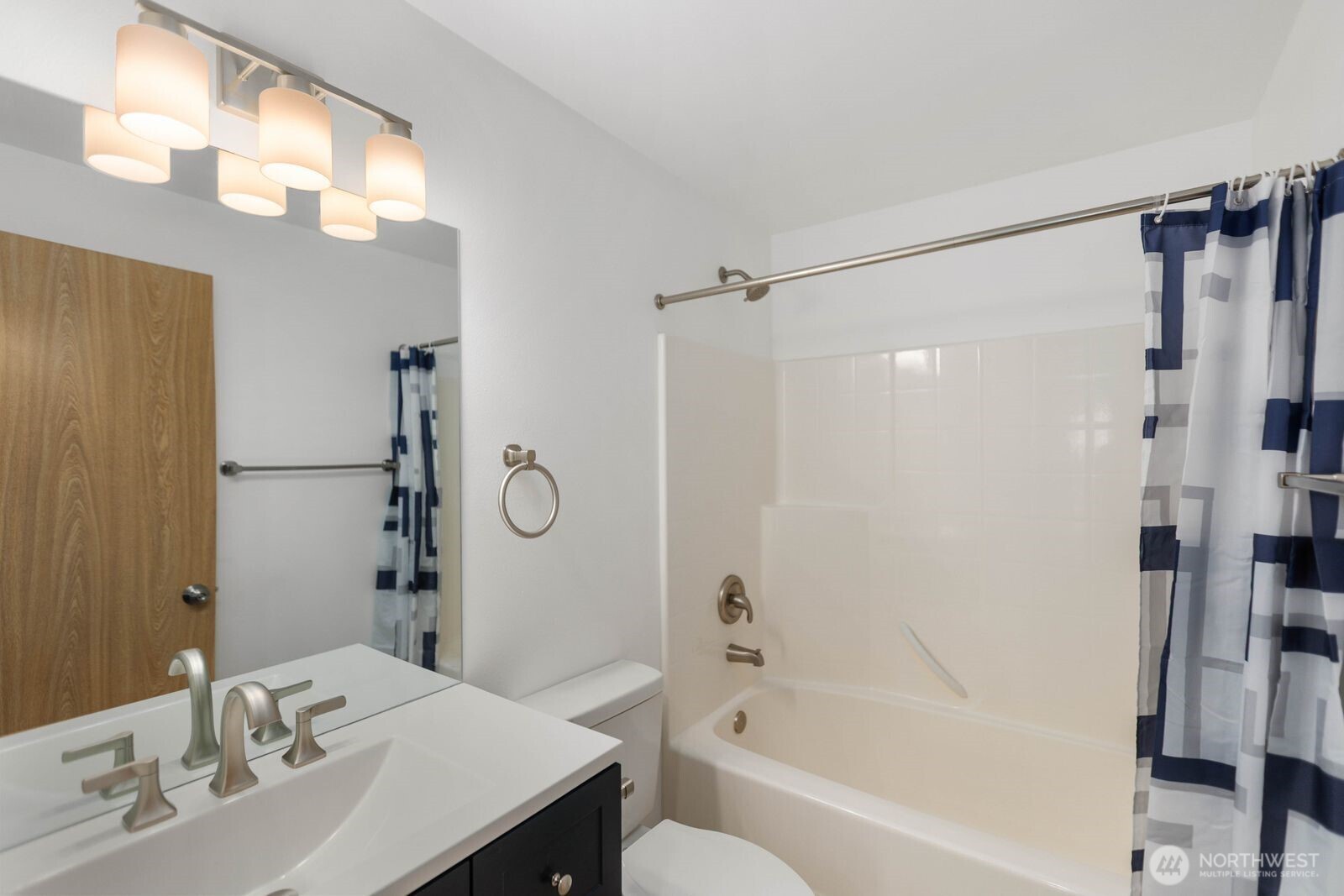 8127 Valley View Drive , Arlington, WA 98223