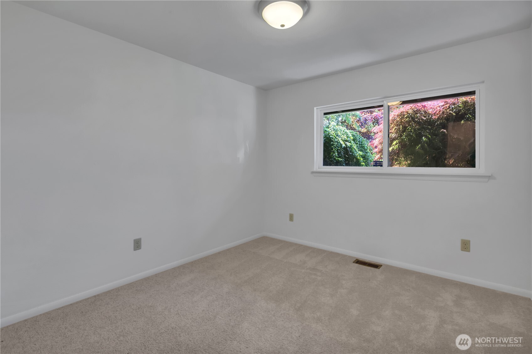 21306 109th Avenue SE, Kent, WA 98031