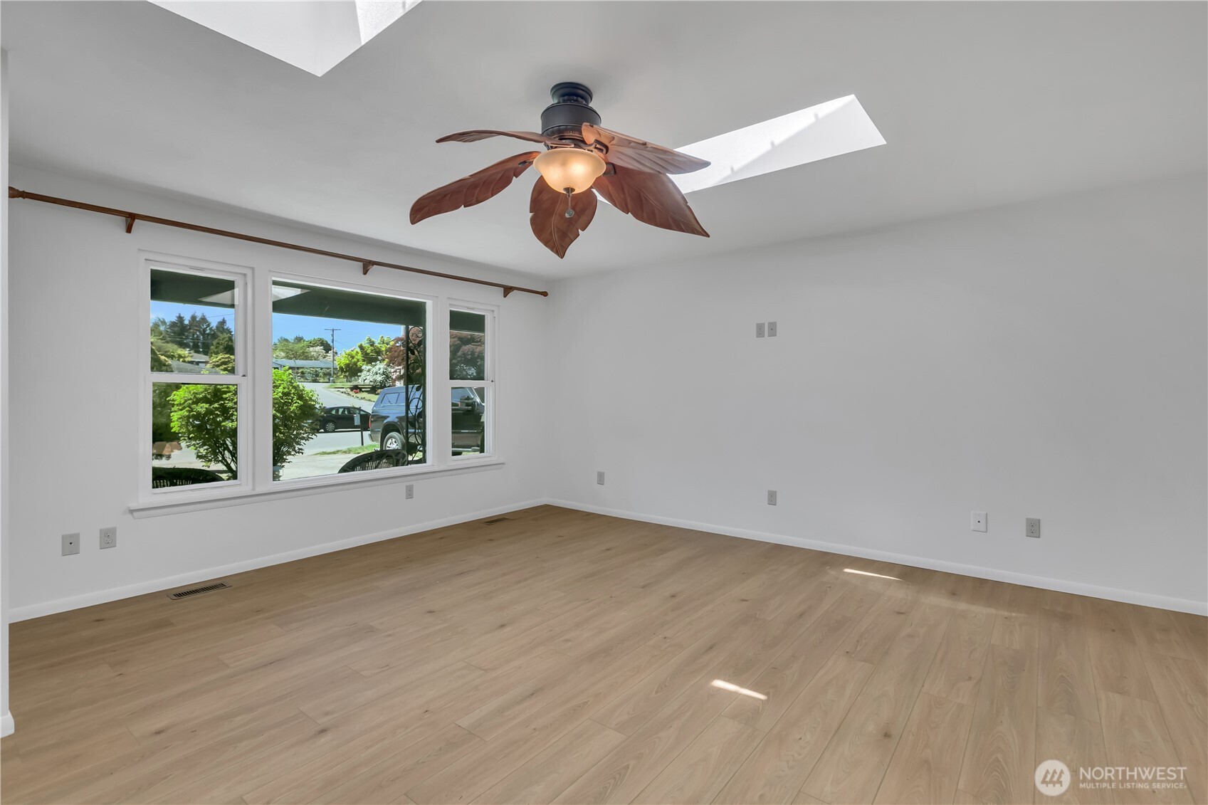 21306 109th Avenue SE, Kent, WA 98031