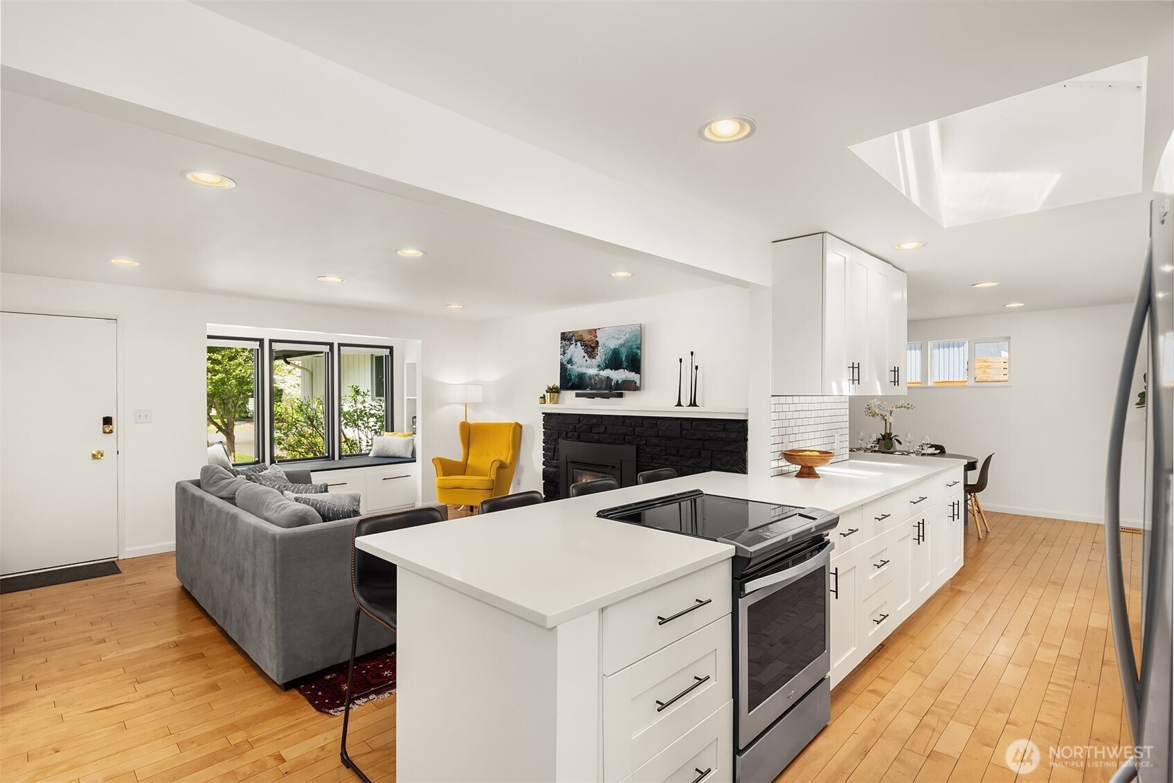 24109 107th Place W, Edmonds, WA 98020