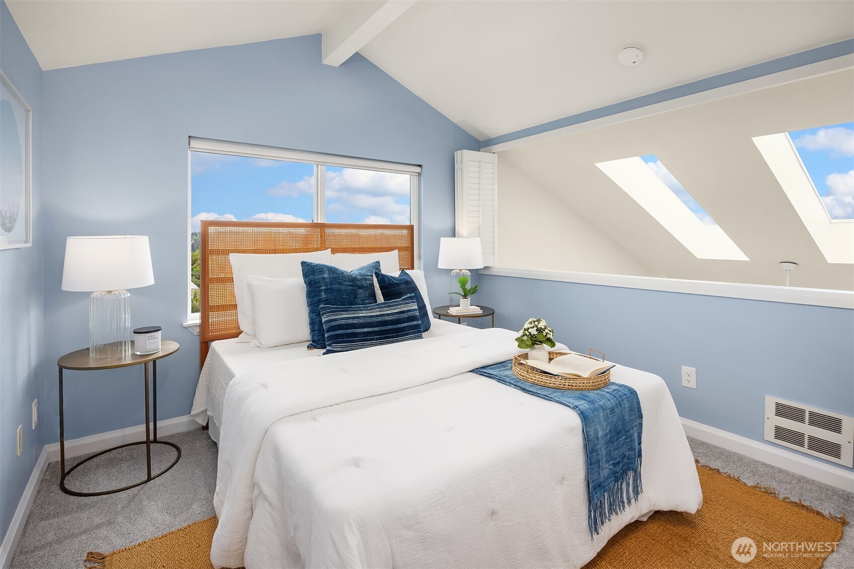 4403 Greenwood Avenue N #301, Seattle, WA 98103