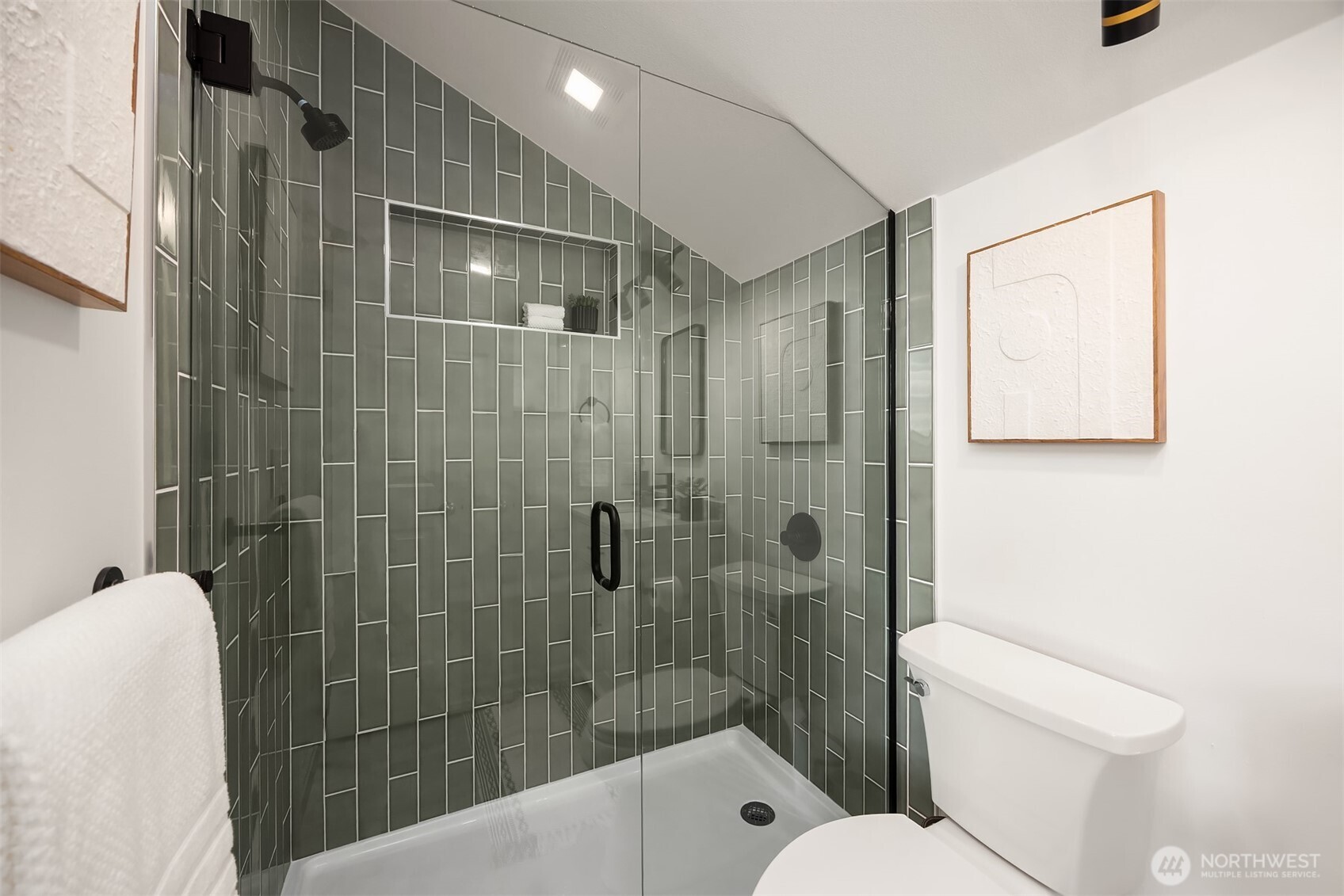 4403 Greenwood Avenue N #301, Seattle, WA 98103