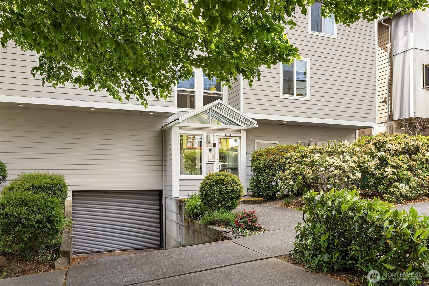 4403 Greenwood Avenue N #301, Seattle, WA 98103
