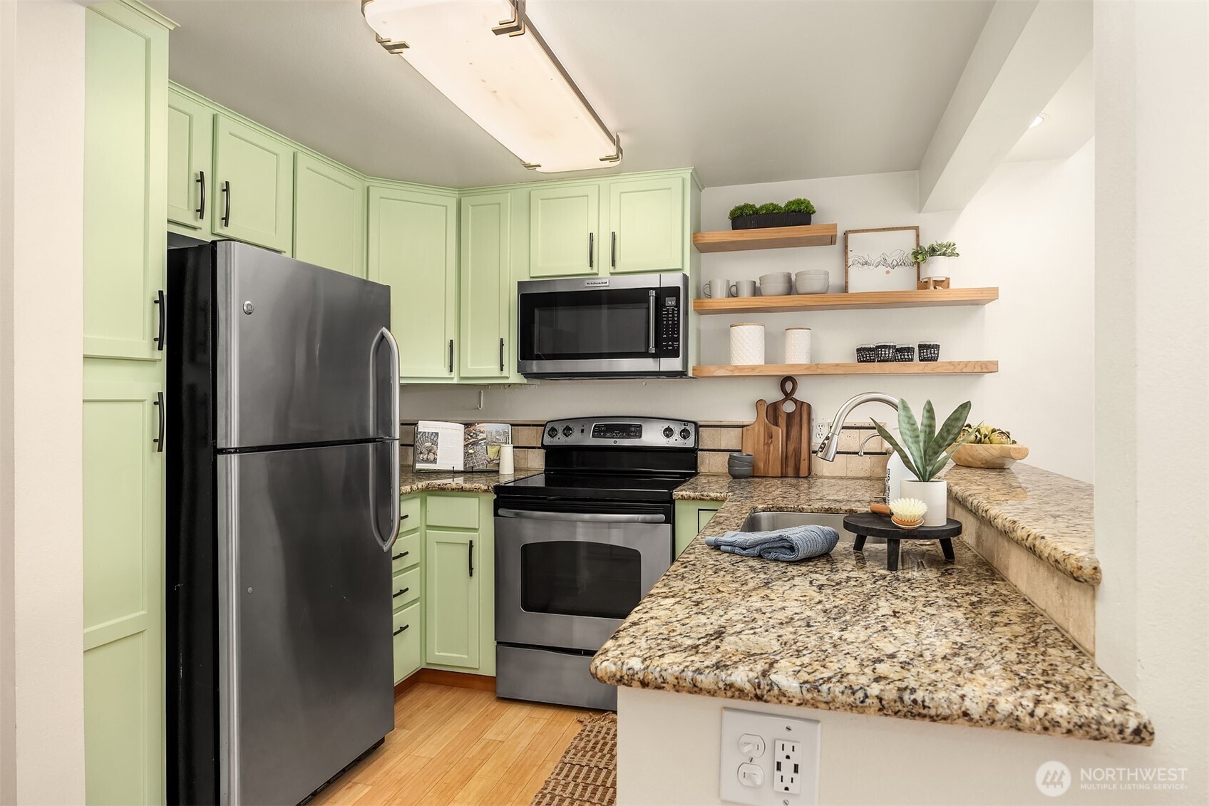 4403 Greenwood Avenue N #301, Seattle, WA 98103