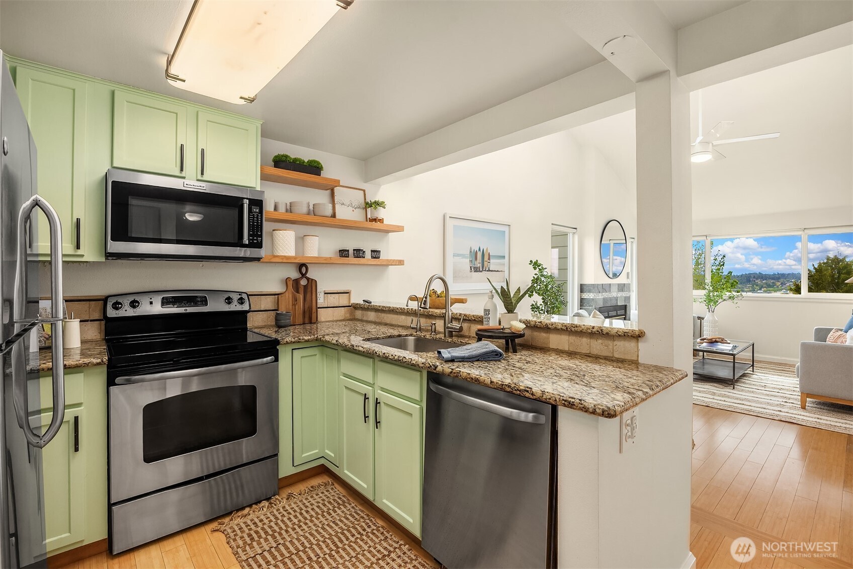 4403 Greenwood Avenue N #301, Seattle, WA 98103