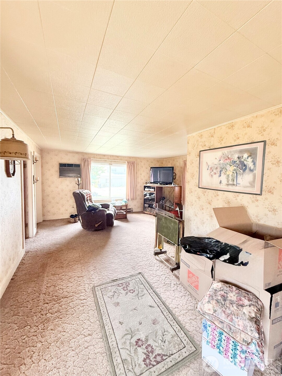 213 Bartlett Avenue E, Omak, WA 98841