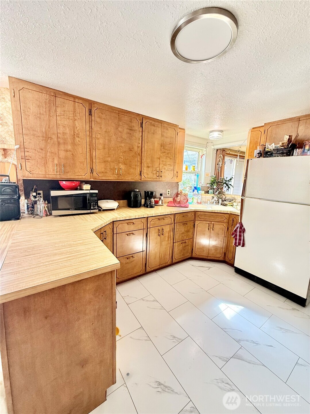 213 Bartlett Avenue E, Omak, WA 98841