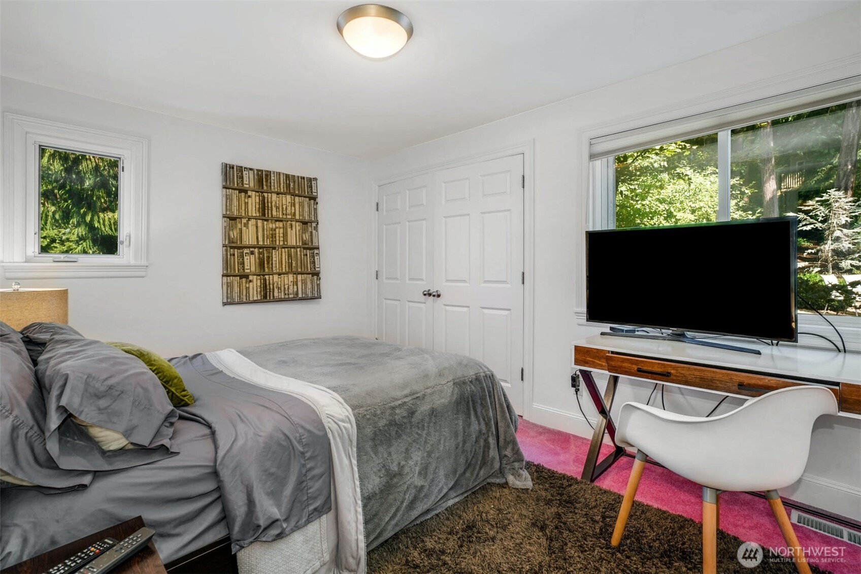 13130 Holmes Point Drive NE, Kirkland, WA 98034