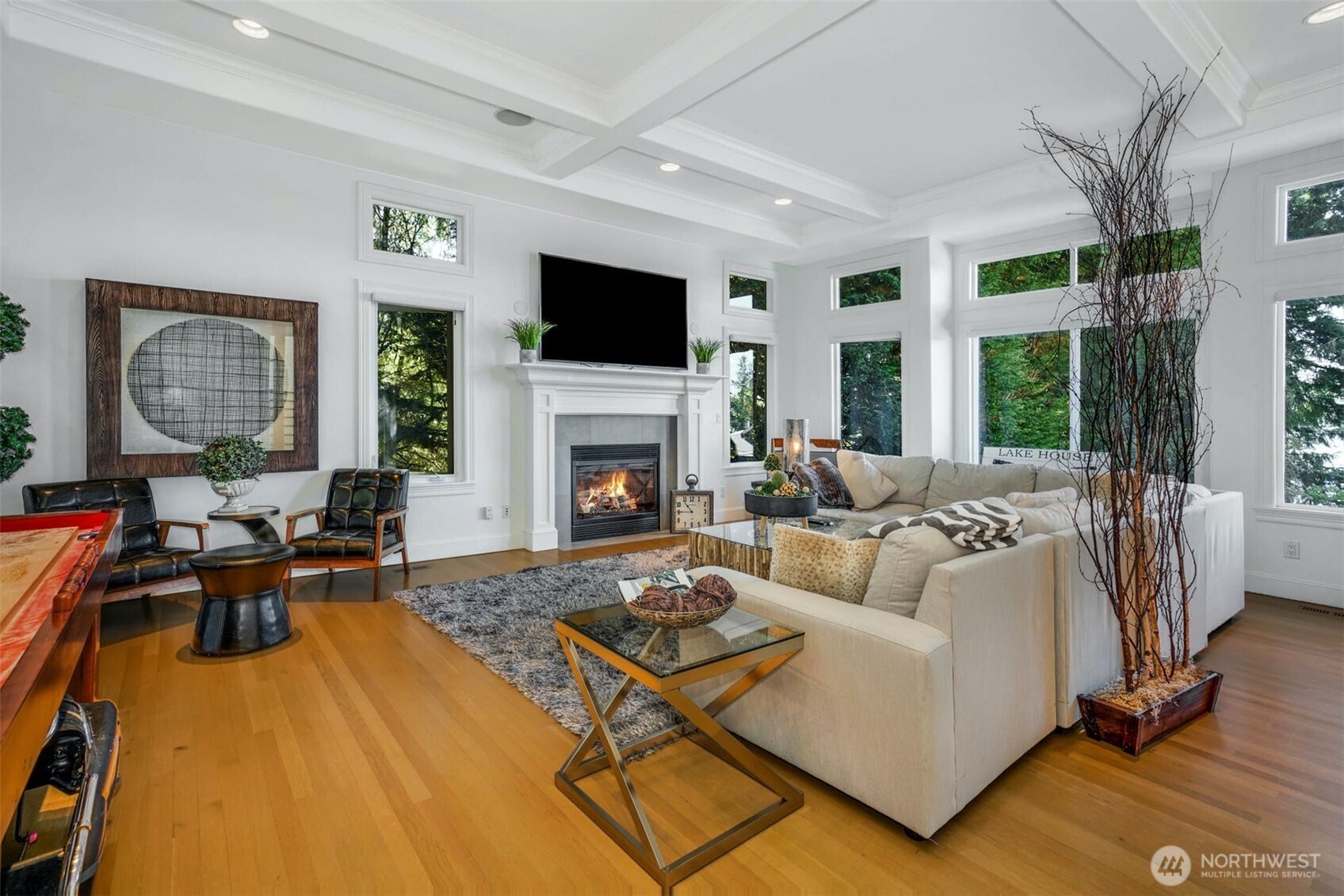 13130 Holmes Point Drive NE, Kirkland, WA 98034