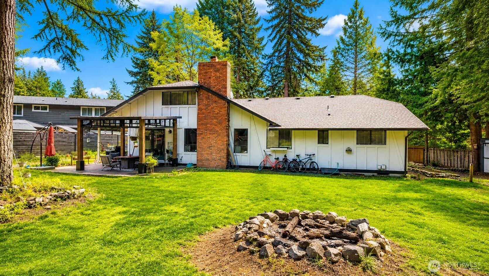 5808 Woodlake Drive W, University Place, WA 98467