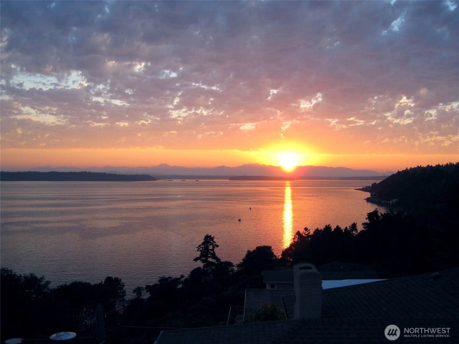 12637 Shorewood Drive SW, Burien, WA 98146
