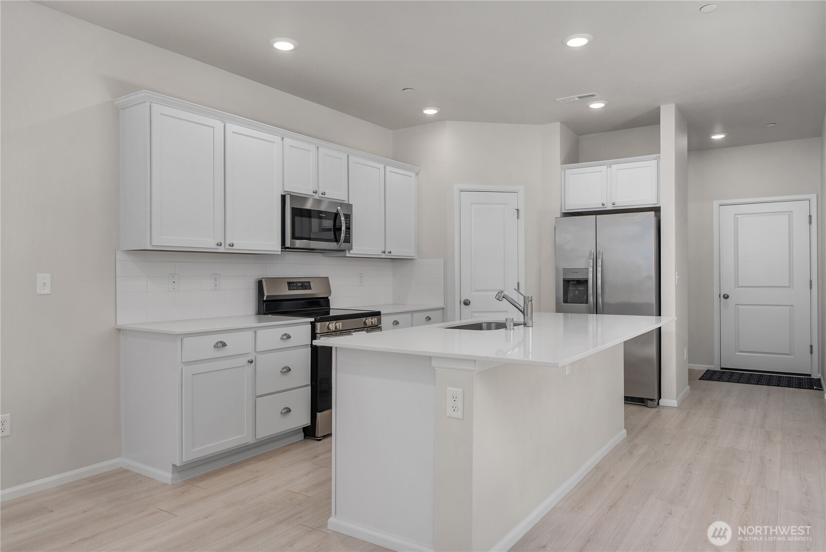 15816 205th Avenue E, Bonney Lake, WA 98391