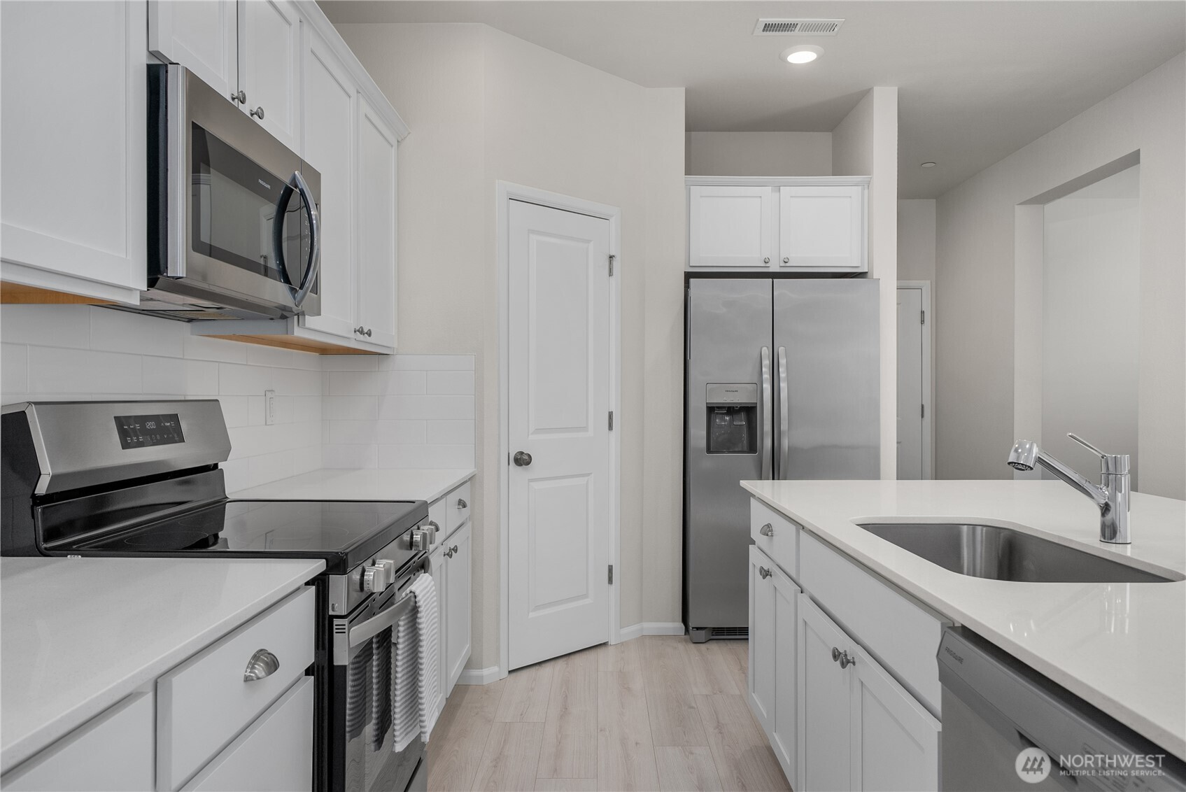 15816 205th Avenue E, Bonney Lake, WA 98391