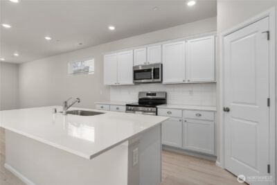 15816 205th Avenue E, Bonney Lake, WA 98391 - Photo 16