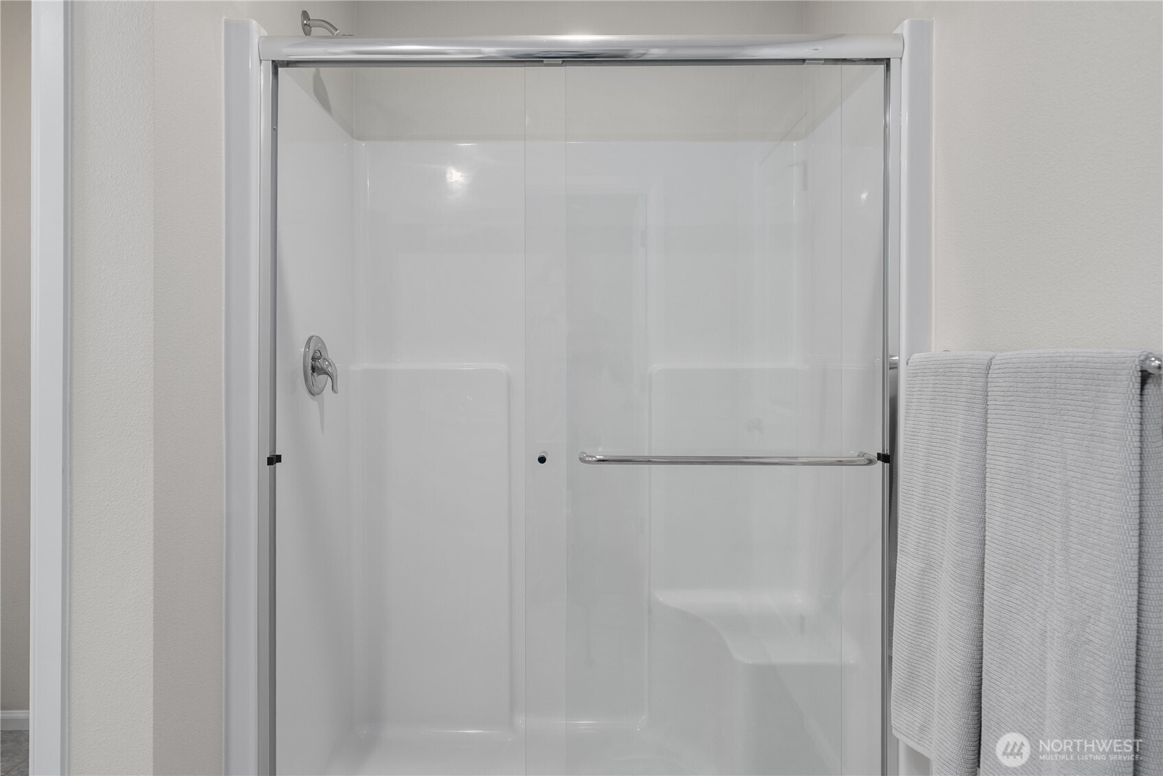 15816 205th Avenue E, Bonney Lake, WA 98391