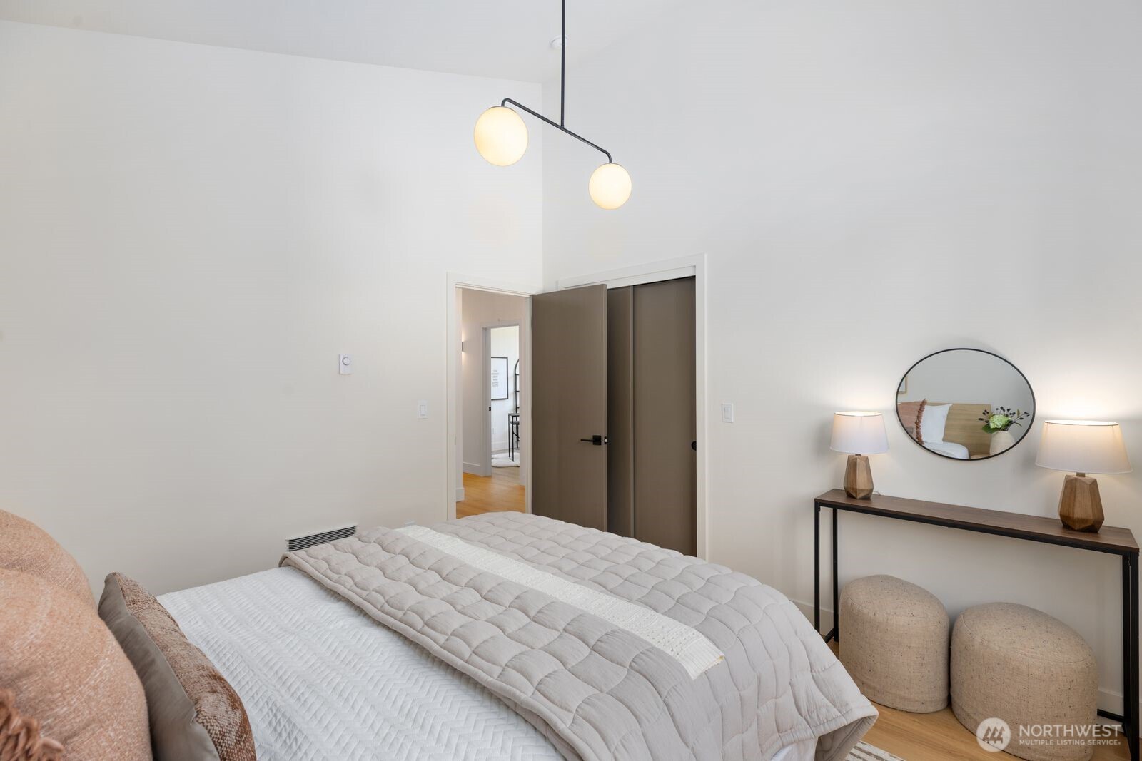3305 S Hanford Street , Seattle, WA 98144