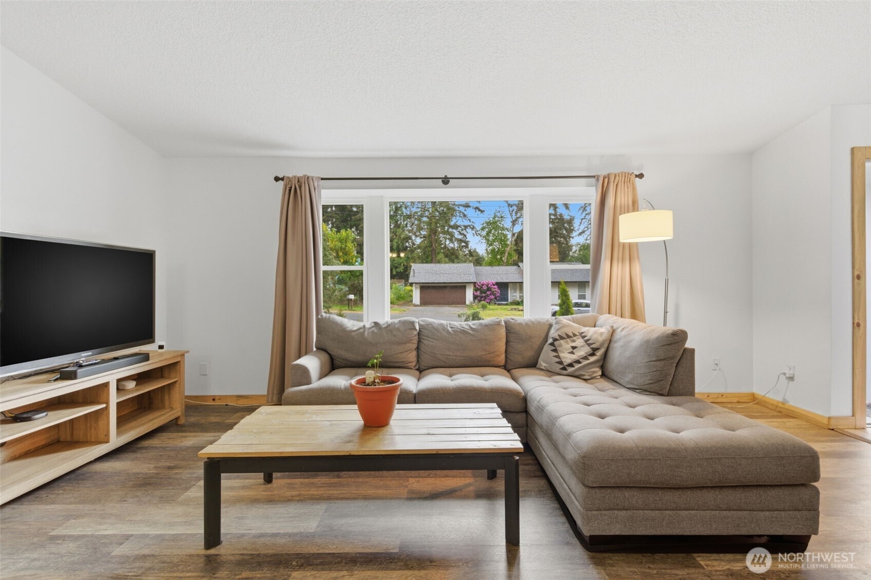 4001 55th Street Ct NW, Gig Harbor, WA 98335