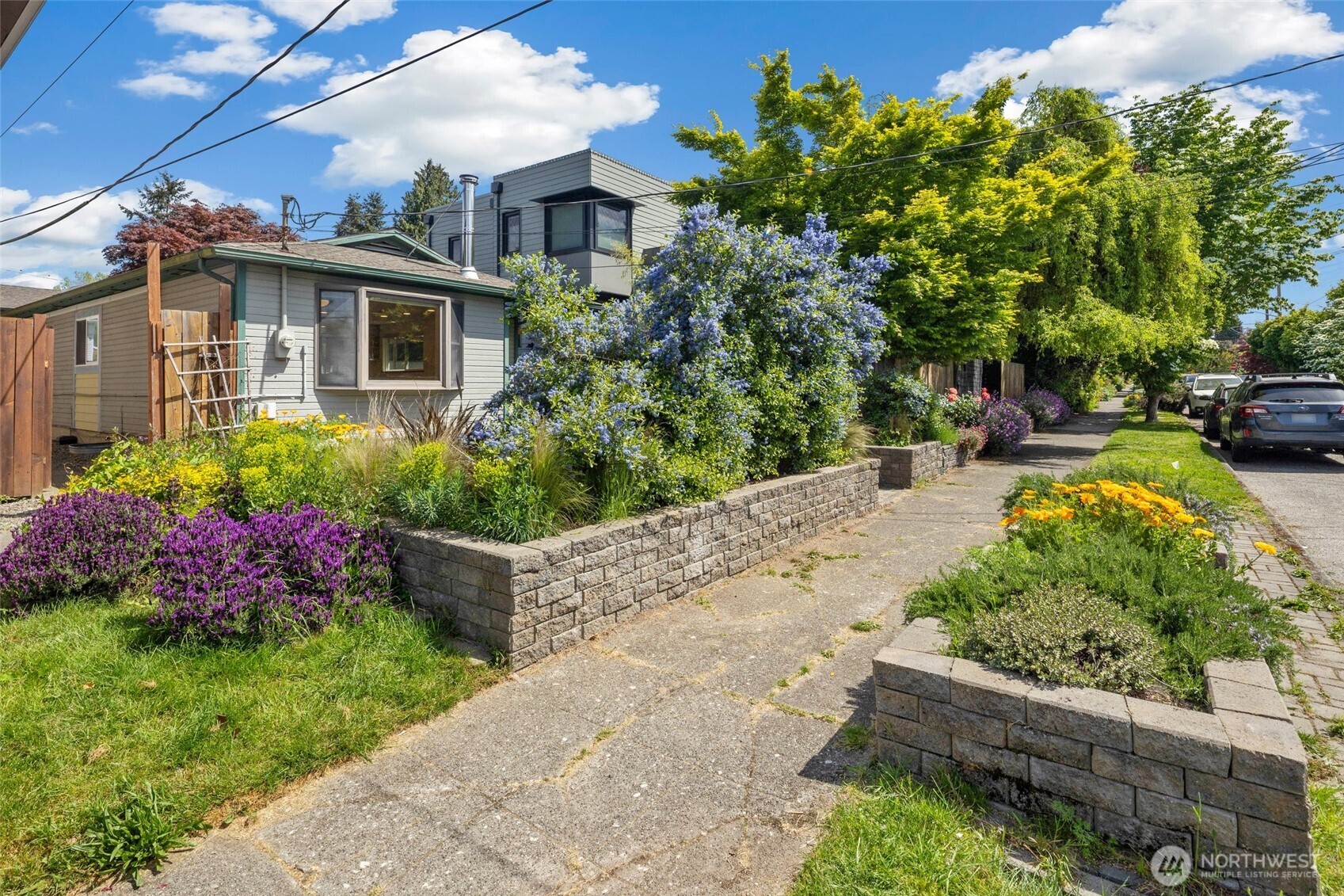 520 N 79th Street , Seattle, WA 98103
