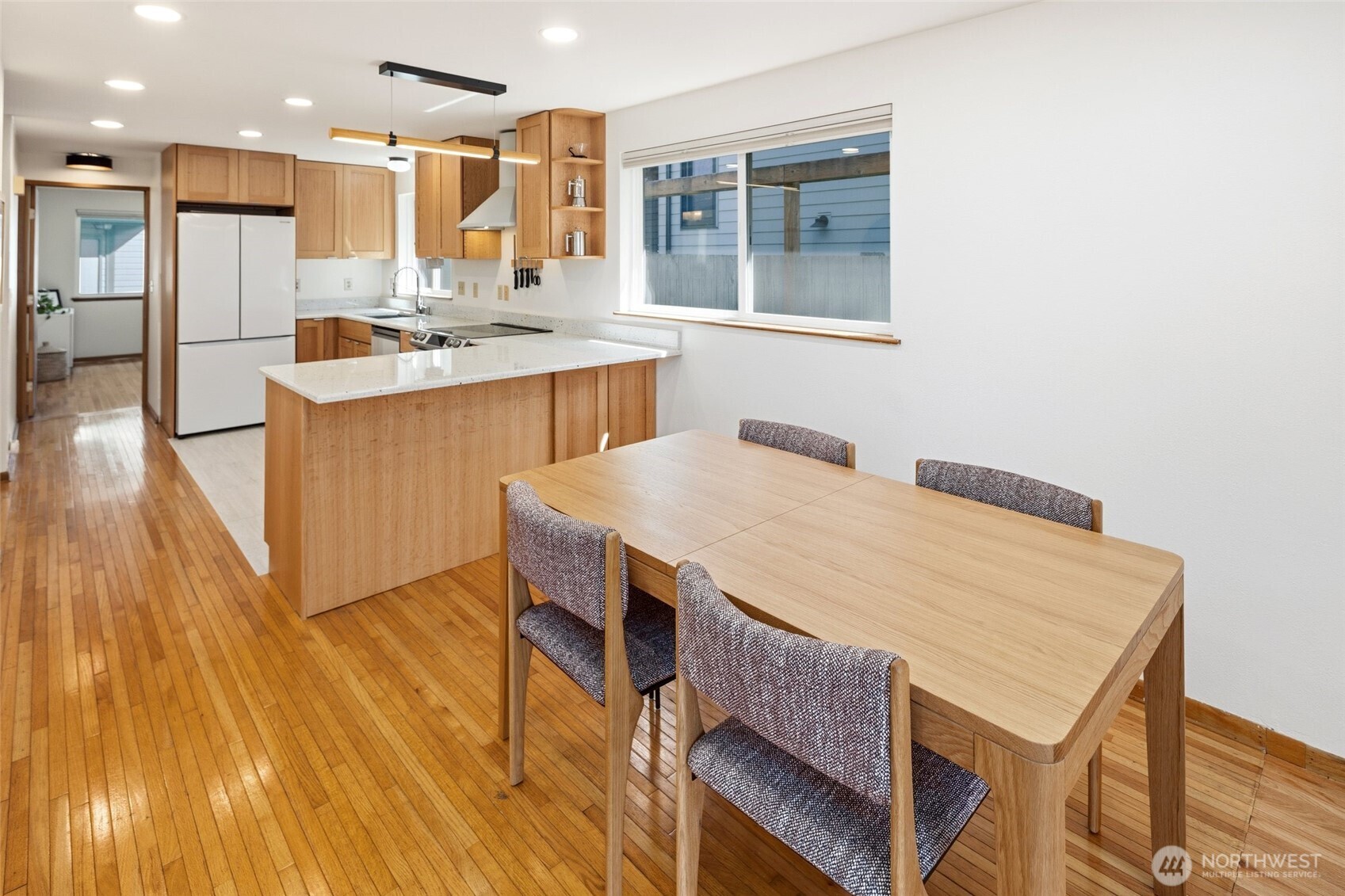 520 N 79th Street , Seattle, WA 98103