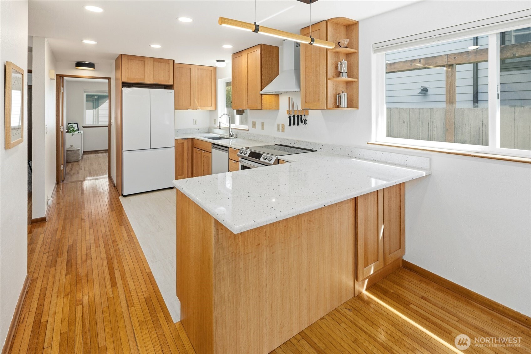 520 N 79th Street , Seattle, WA 98103